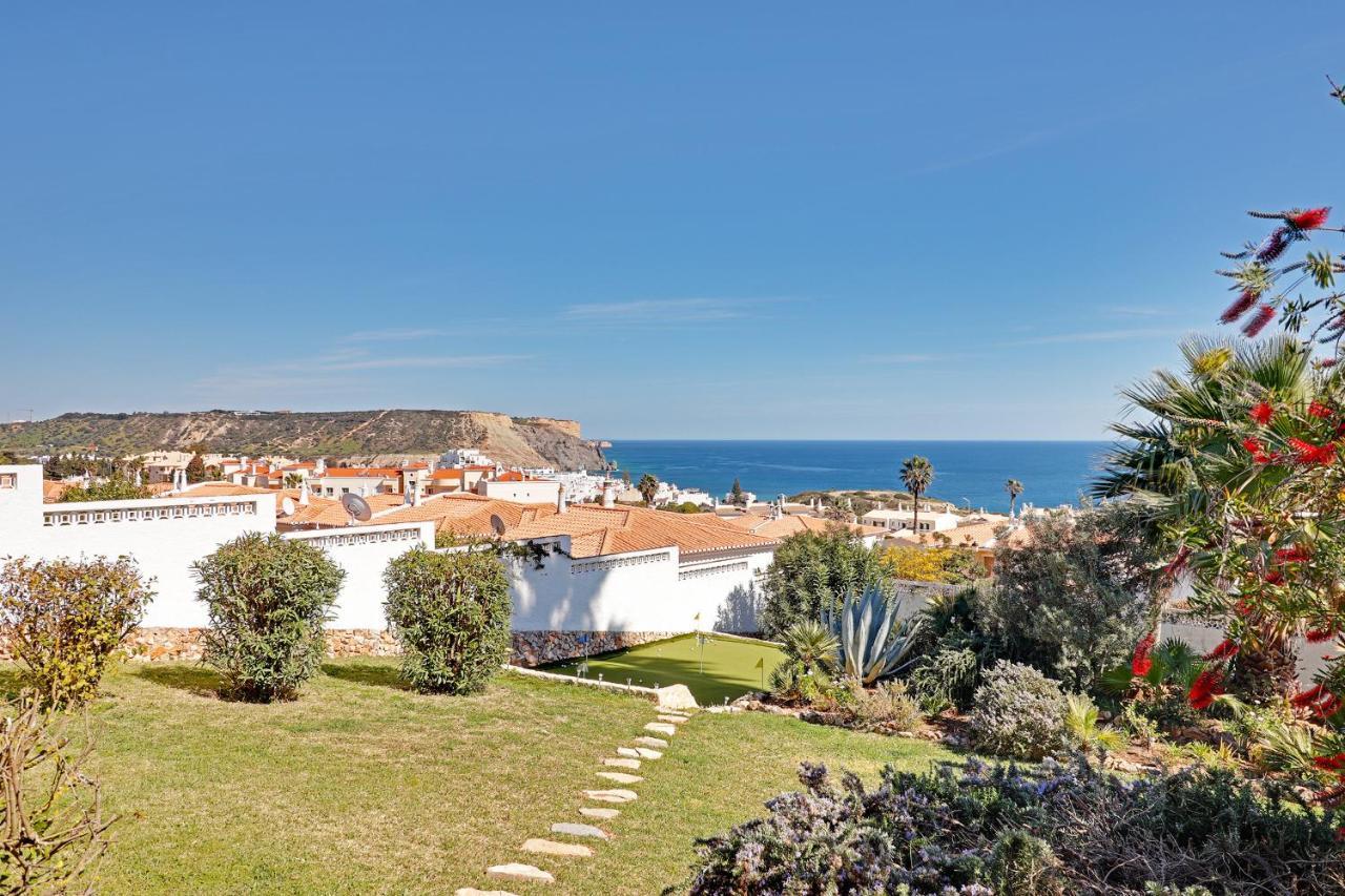 Casa Das Flores By Portucasa Montinhos da Luz Экстерьер фото